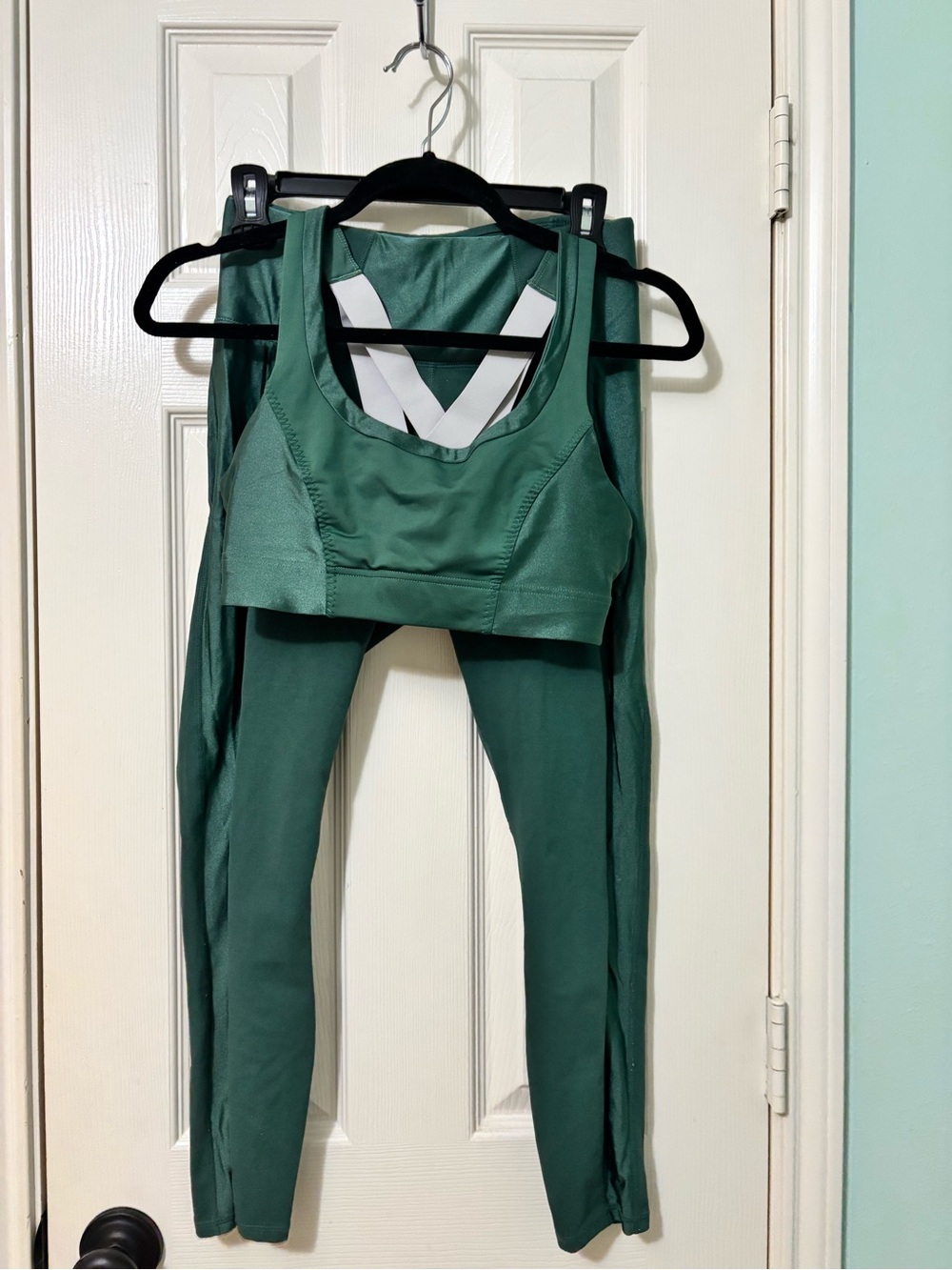 Women's Forest Green Active Leggings & Sports Bra Set FABLETICS
